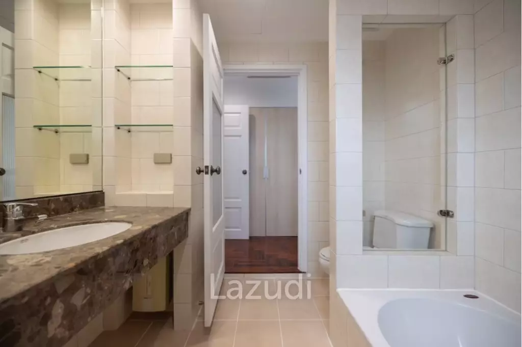4 Bedroom 4 Bathroom 250 SQ.M The Grand Sethiwan