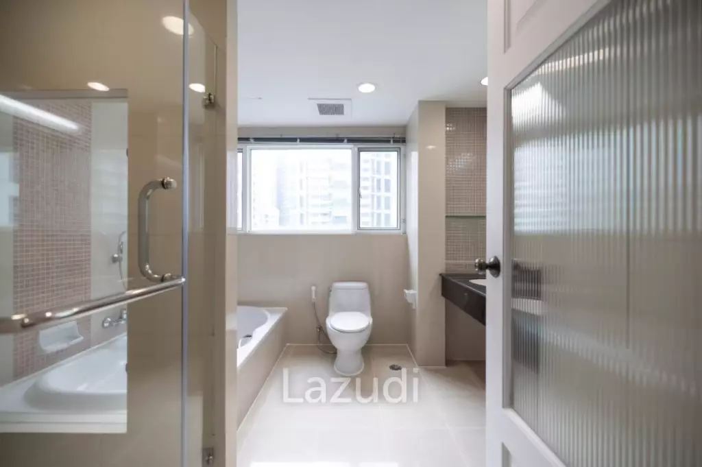 4 Bedroom 4 Bathroom 250 SQ.M The Grand Sethiwan