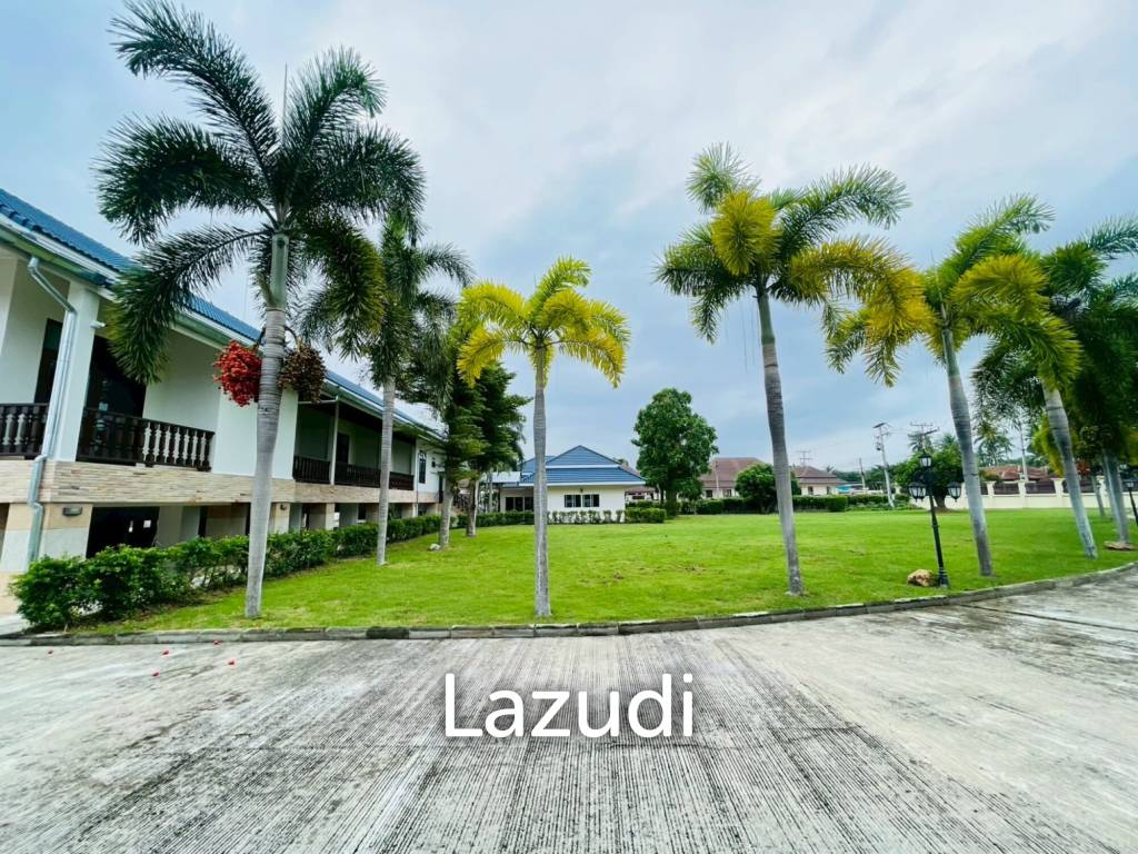 Grand 5-Bedroom Lakefront Pool Villa in Hin Lek Fai, Hua Hin