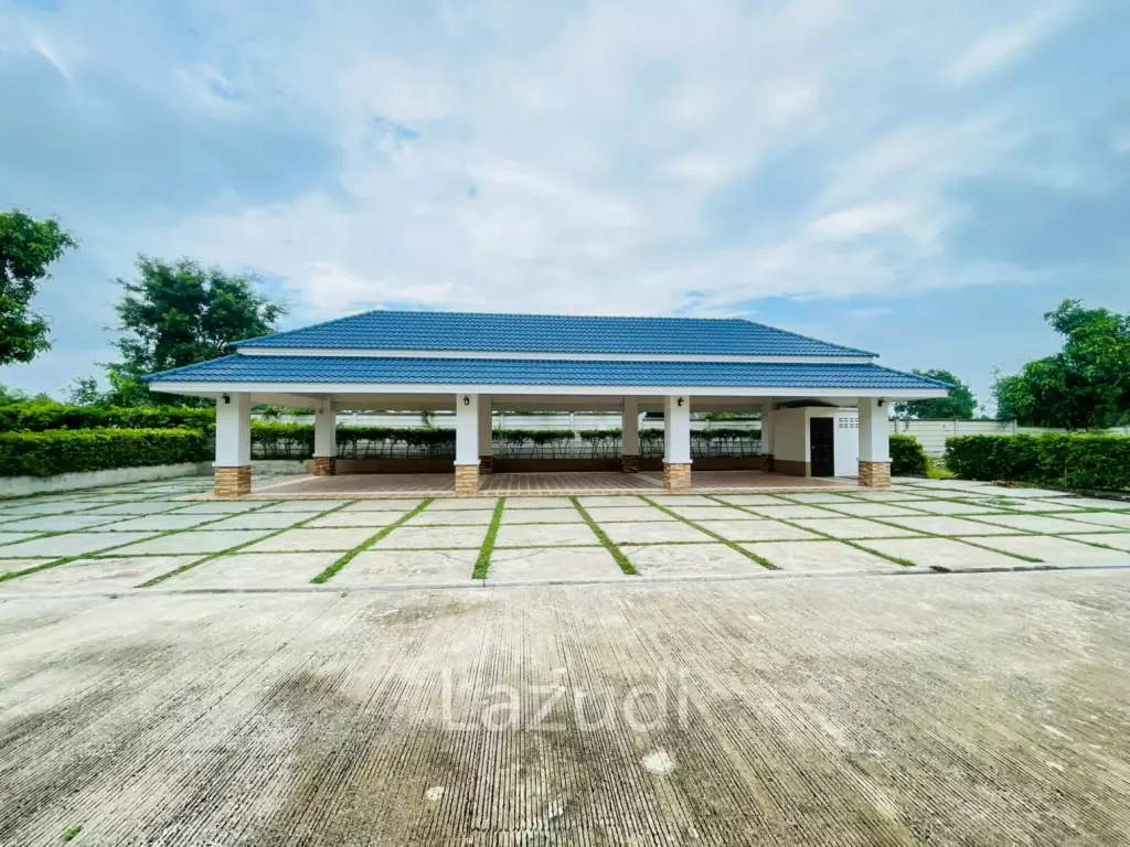Grand 5-Bedroom Lakefront Pool Villa in Hin Lek Fai, Hua Hin