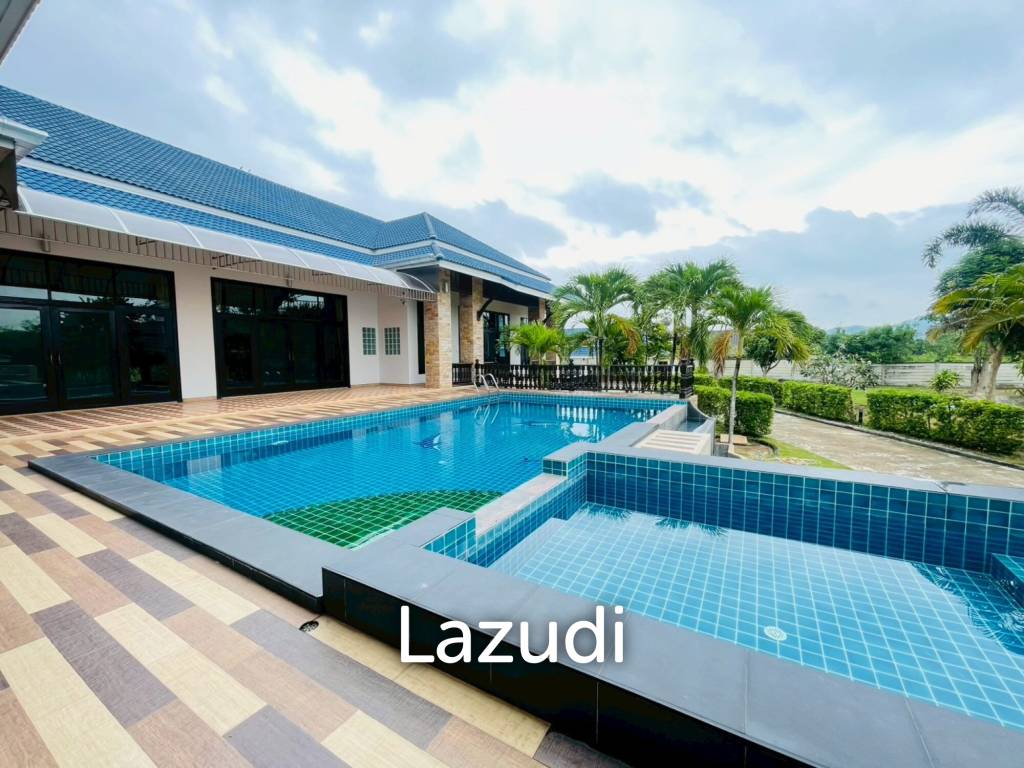 Grand 5-Bedroom Lakefront Pool Villa in Hin Lek Fai, Hua Hin