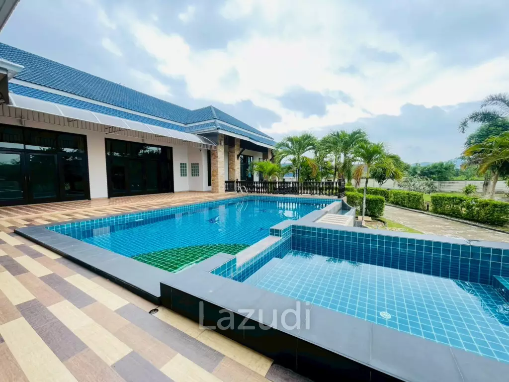 Grand 5-Bedroom Lakefront Pool Villa in Hin Lek Fai, Hua Hin