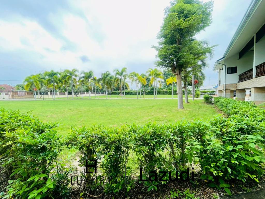 Grand 5-Bedroom Lakefront Pool Villa in Hin Lek Fai, Hua Hin