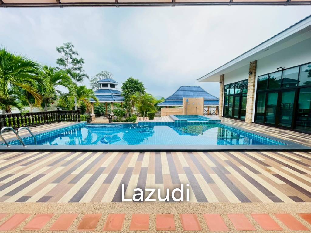 Grand 5-Bedroom Lakefront Pool Villa in Hin Lek Fai, Hua Hin