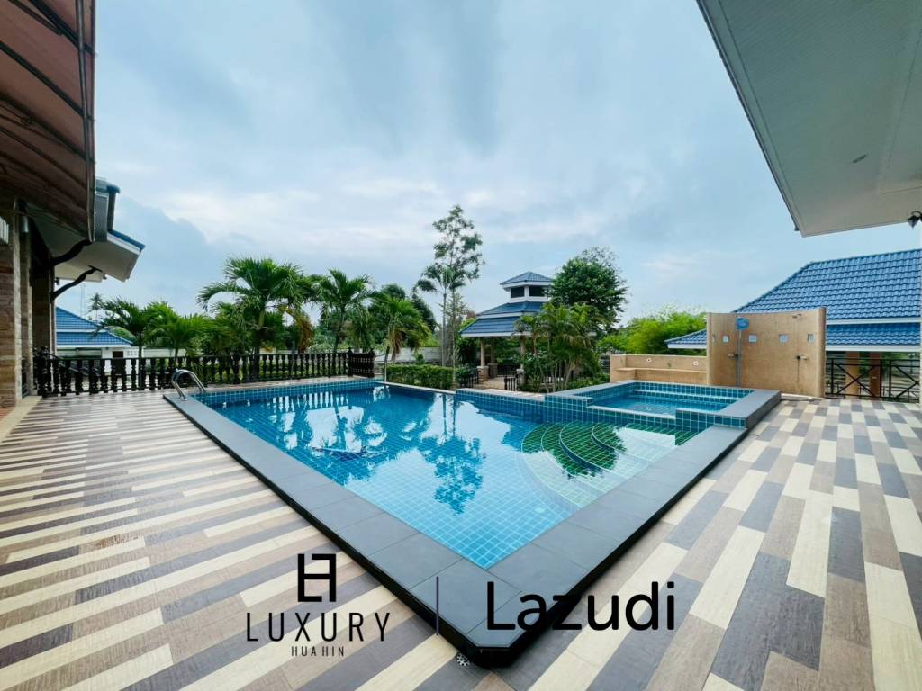 Grand 5-Bedroom Lakefront Pool Villa in Hin Lek Fai, Hua Hin
