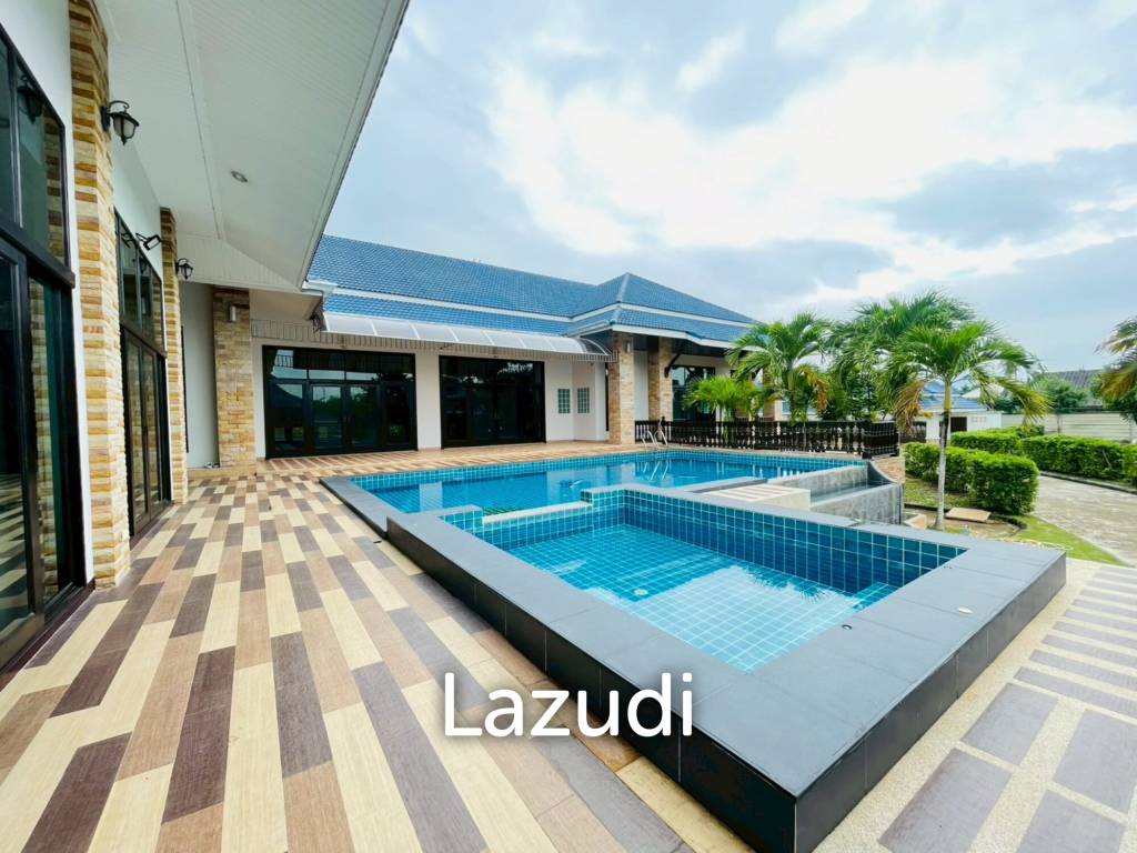 Grand 5-Bedroom Lakefront Pool Villa in Hin Lek Fai, Hua Hin
