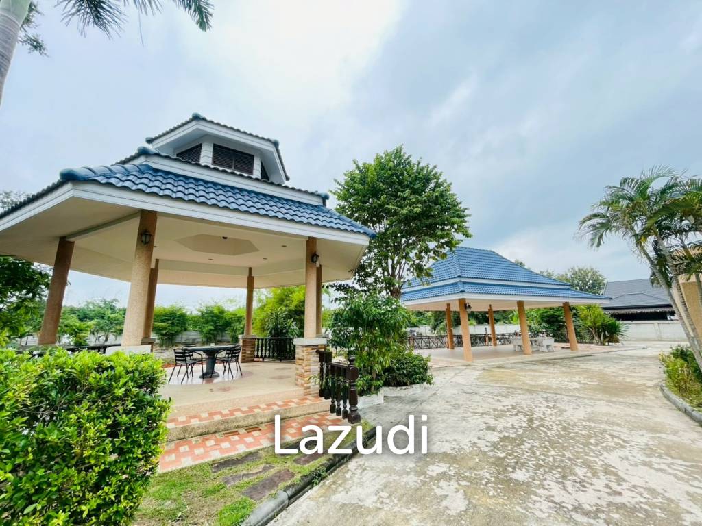 Grand 5-Bedroom Lakefront Pool Villa in Hin Lek Fai, Hua Hin