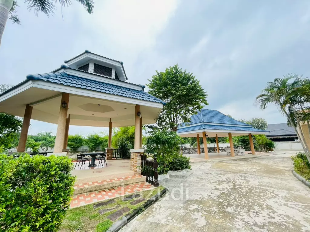 Grand 5-Bedroom Lakefront Pool Villa in Hin Lek Fai, Hua Hin