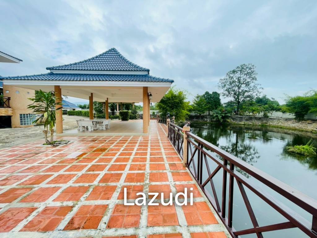 Grand 5-Bedroom Lakefront Pool Villa in Hin Lek Fai, Hua Hin