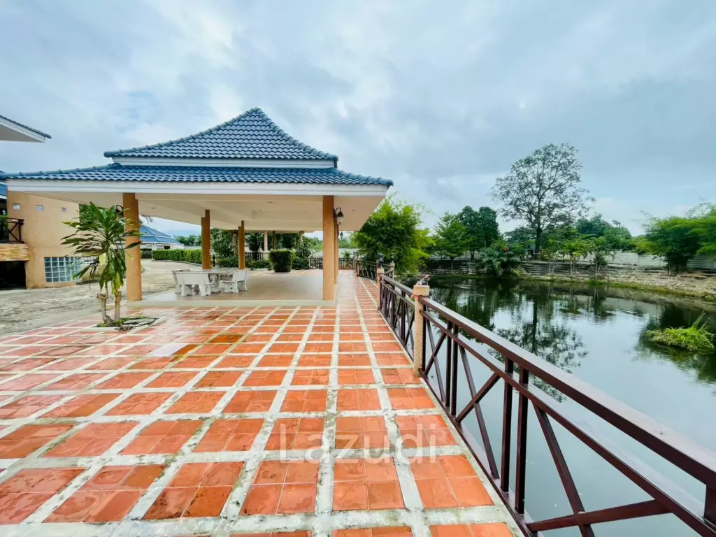 Grand 5-Bedroom Lakefront Pool Villa in Hin Lek Fai, Hua Hin
