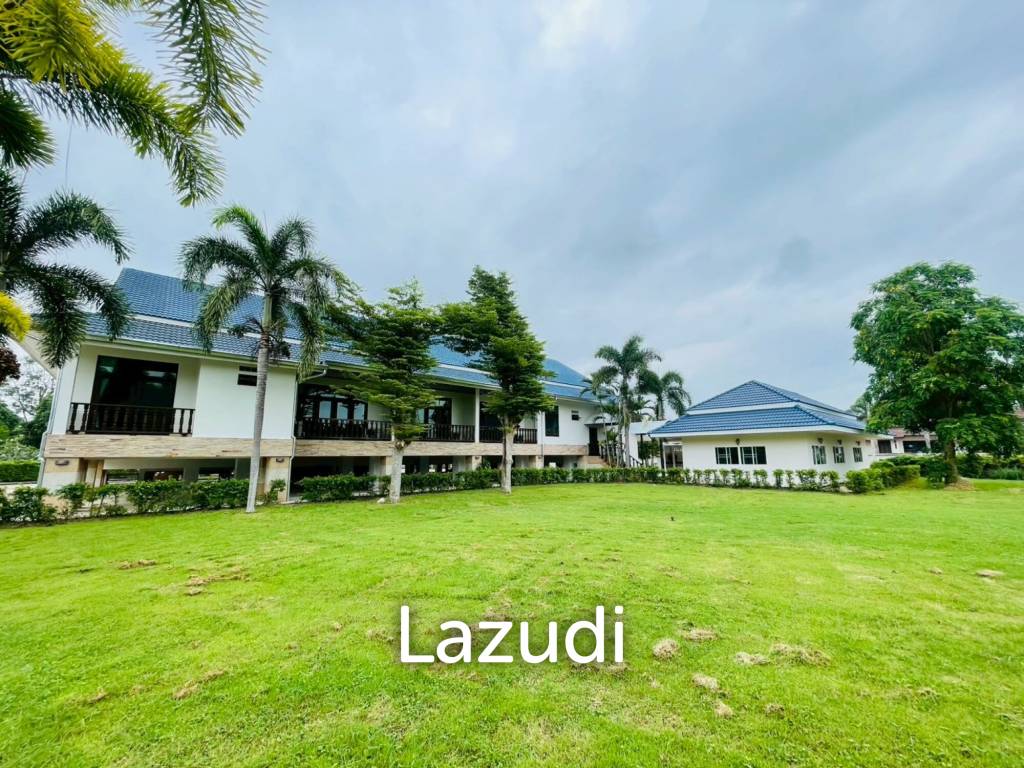 Grand 5-Bedroom Lakefront Pool Villa in Hin Lek Fai, Hua Hin