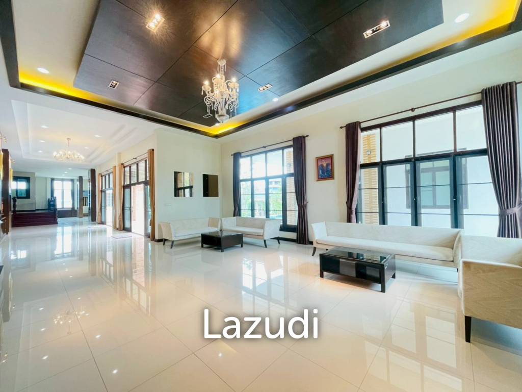 Grand 5-Bedroom Lakefront Pool Villa in Hin Lek Fai, Hua Hin