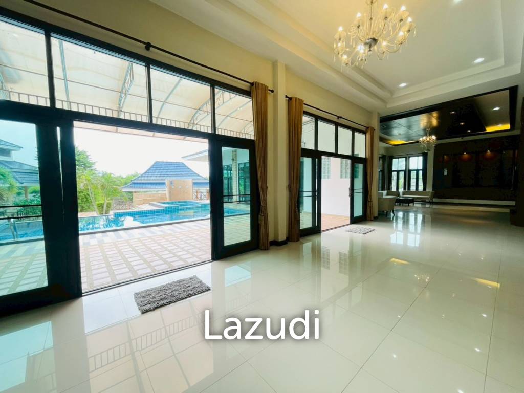 Grand 5-Bedroom Lakefront Pool Villa in Hin Lek Fai, Hua Hin
