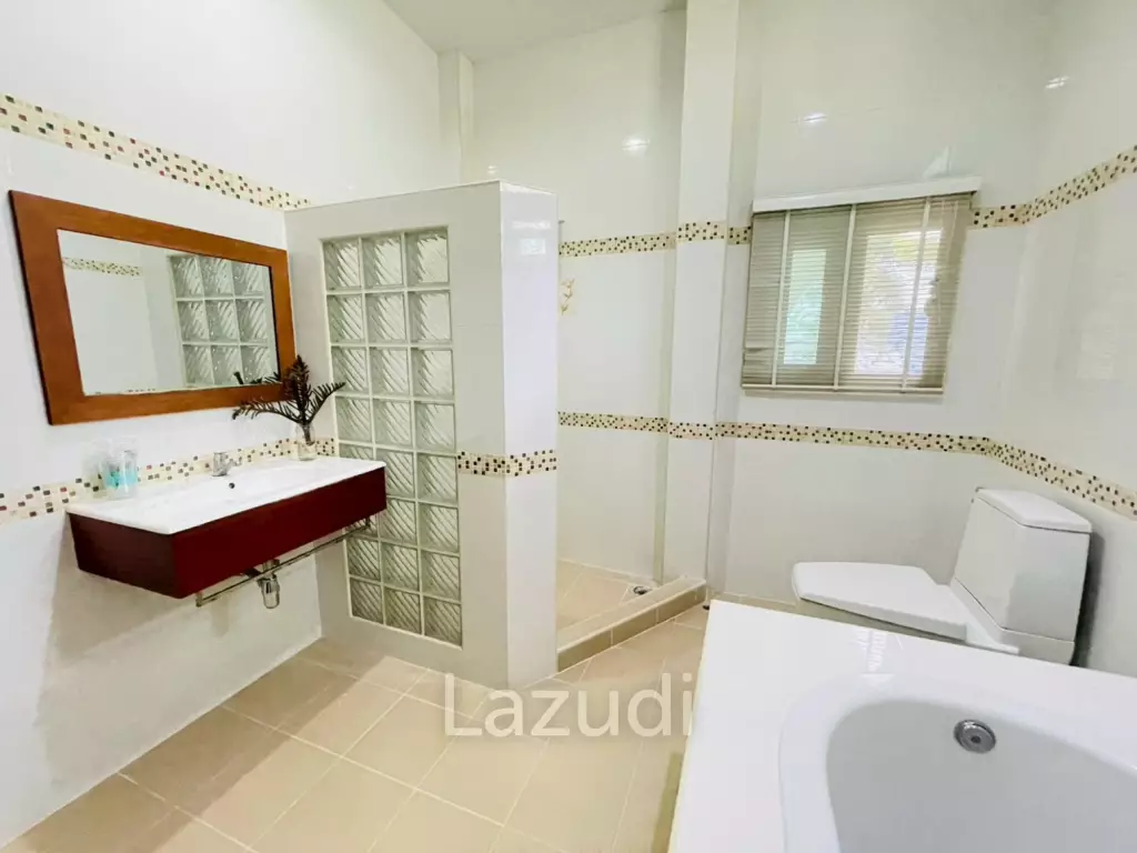 Grand 5-Bedroom Lakefront Pool Villa in Hin Lek Fai, Hua Hin