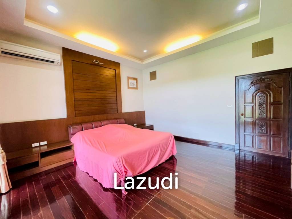 Grand 5-Bedroom Lakefront Pool Villa in Hin Lek Fai, Hua Hin