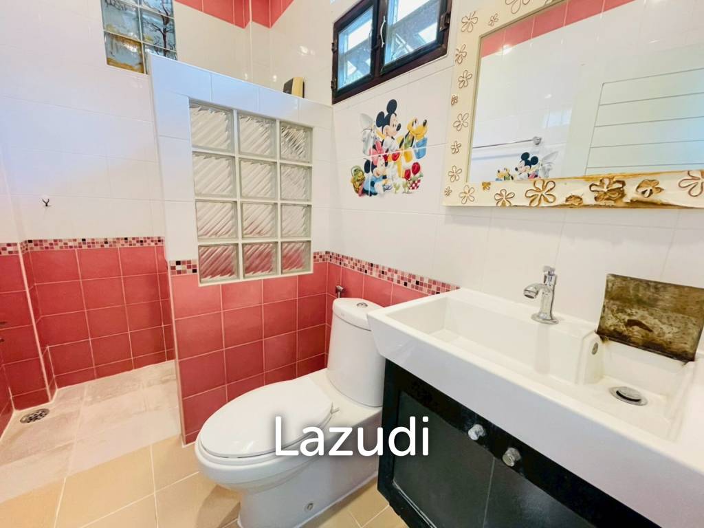 Grand 5-Bedroom Lakefront Pool Villa in Hin Lek Fai, Hua Hin