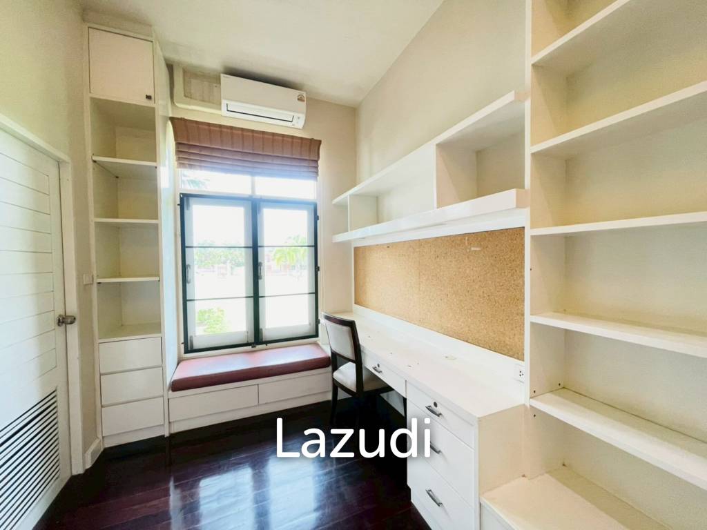 Grand 5-Bedroom Lakefront Pool Villa in Hin Lek Fai, Hua Hin
