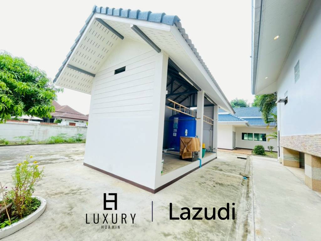 Grand 5-Bedroom Lakefront Pool Villa in Hin Lek Fai, Hua Hin