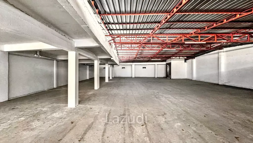 400m2 for suitable for sportsclub  - main Sukhumvit (Udom Suk/Bangna)