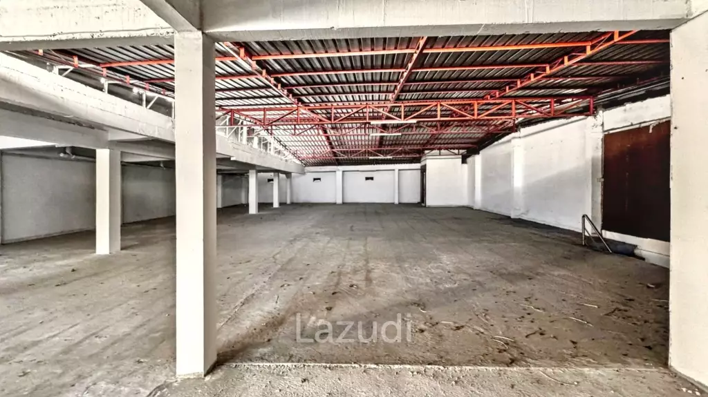 400m2 for suitable for sportsclub  - main Sukhumvit (Udom Suk/Bangna)
