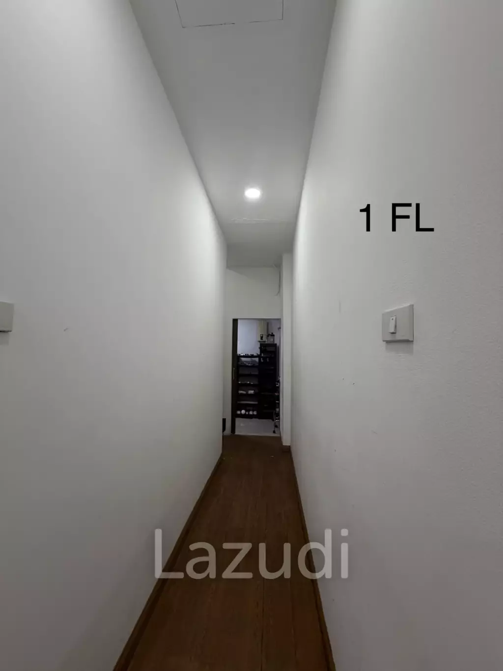 Salon  and Spa Shop for Rent | 4-Storey Thonglor Area