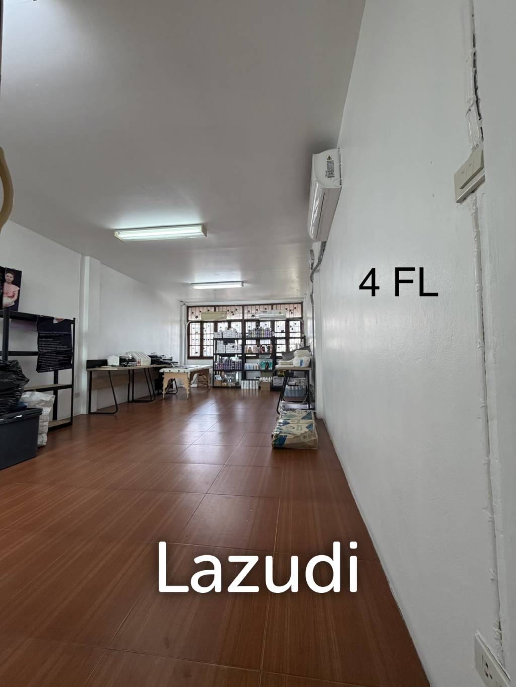Salon  and Spa Shop for Rent | 4-Storey Thonglor Area