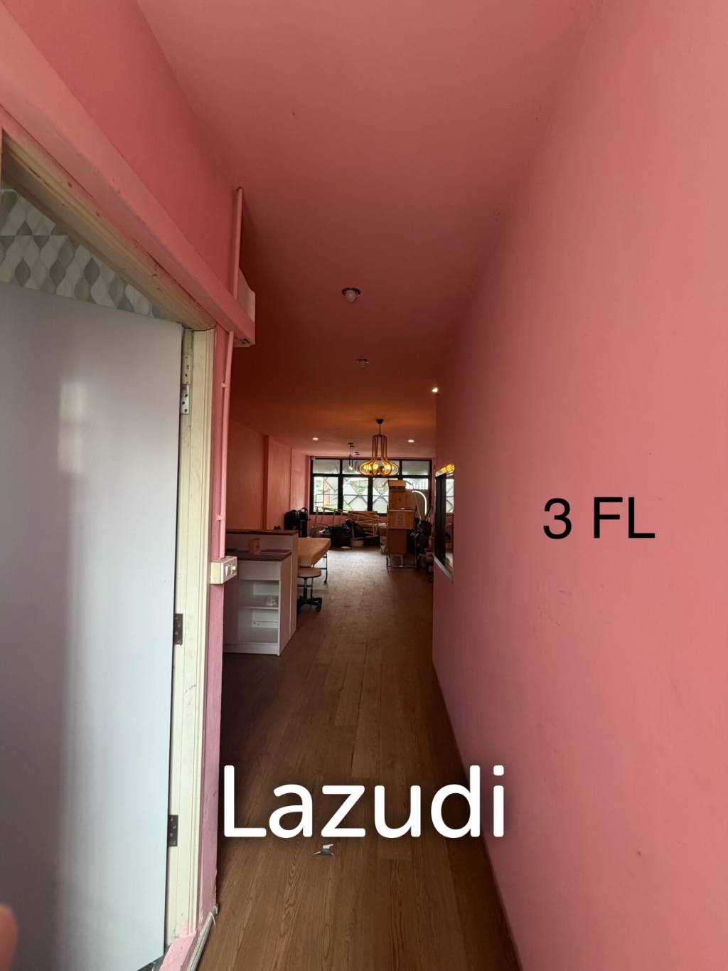 Salon  and Spa Shop for Rent | 4-Storey Thonglor Area