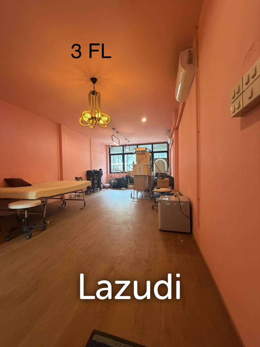 Salon  and Spa Shop for Rent | 4-Storey Thonglor Area