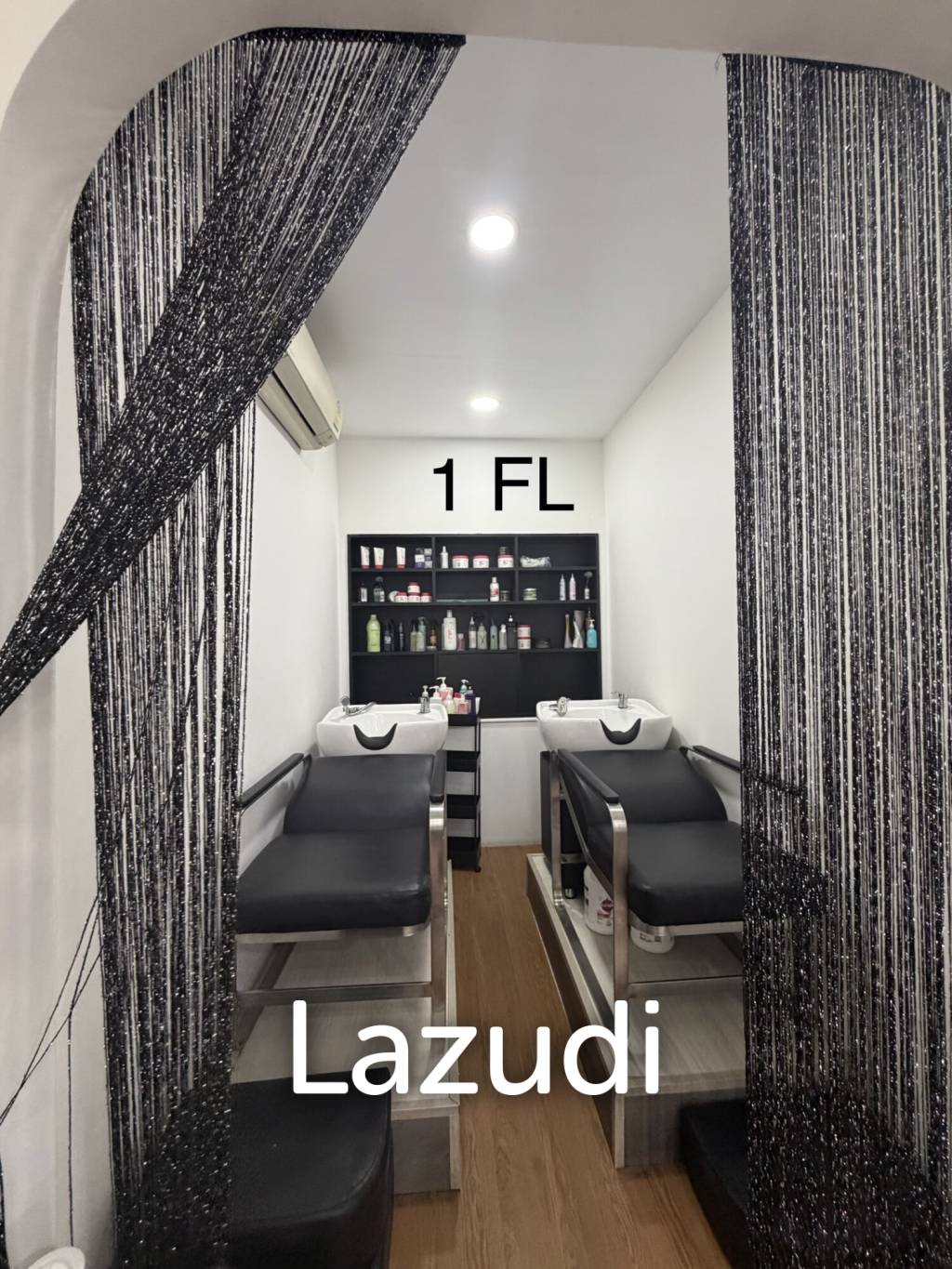 Salon  and Spa Shop for Rent | 4-Storey Thonglor Area
