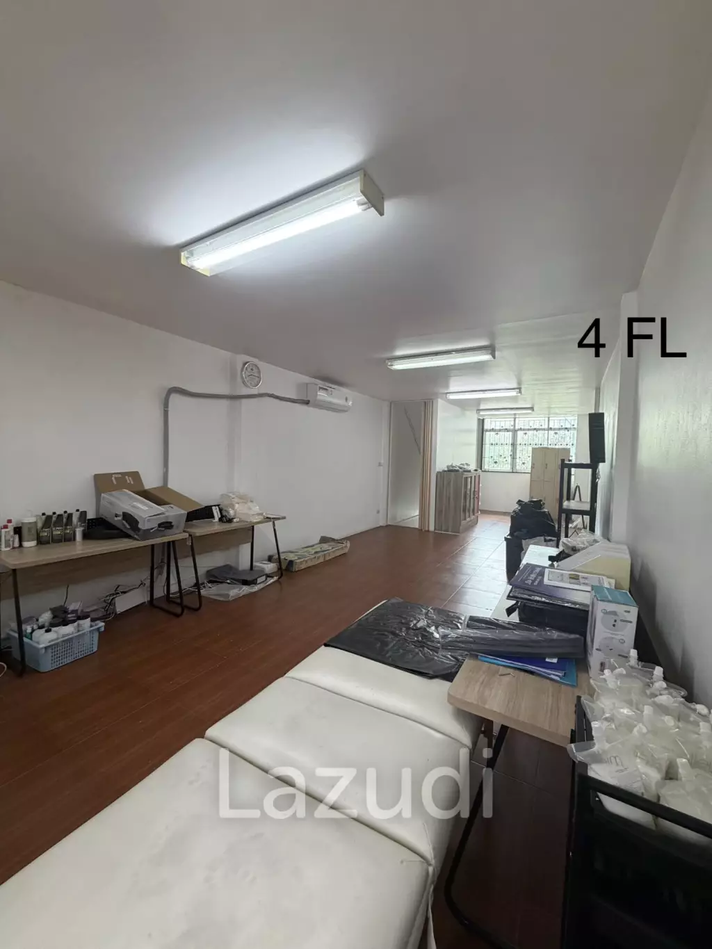 Salon  and Spa Shop for Rent | 4-Storey Thonglor Area