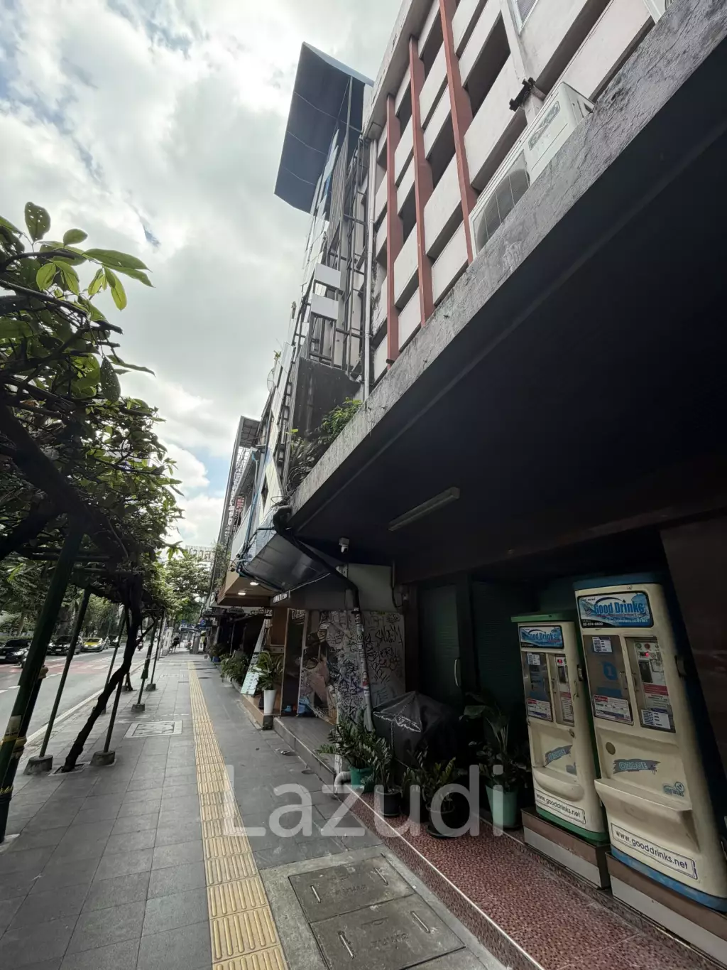 Salon  and Spa Shop for Rent | 4-Storey Thonglor Area