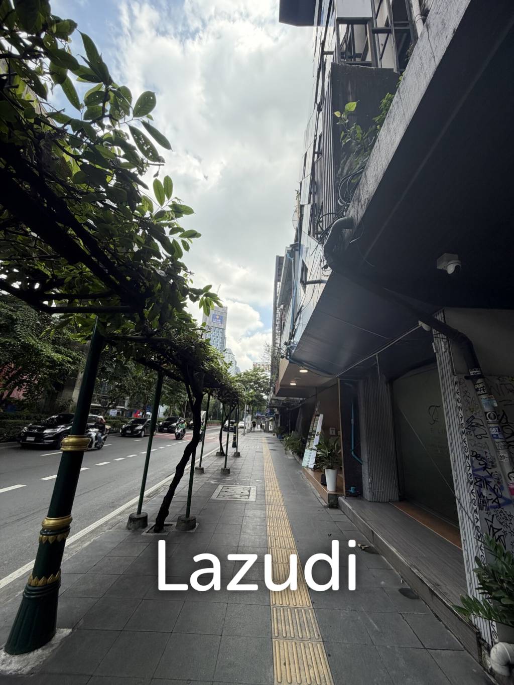 Salon  and Spa Shop for Rent | 4-Storey Thonglor Area