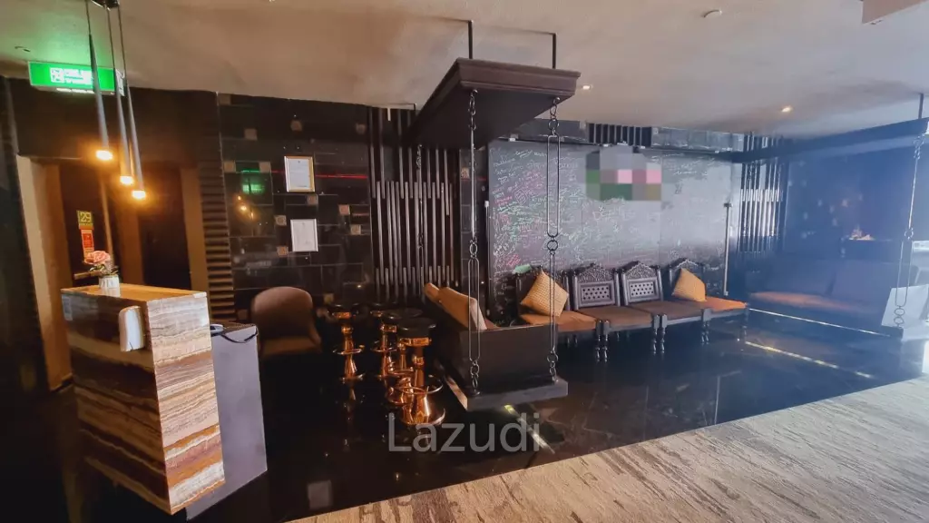 Turnkey Rooftop Restaurant and Bar Beside EmQuartier in Global 4-star Hotel - Fully Equipped, Prime Sukhumvit Location