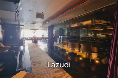 Turnkey Rooftop Restaurant and Bar Beside EmQuartier in Global 4-star Hotel - Fully Equipped, Prime Sukhumvit Location