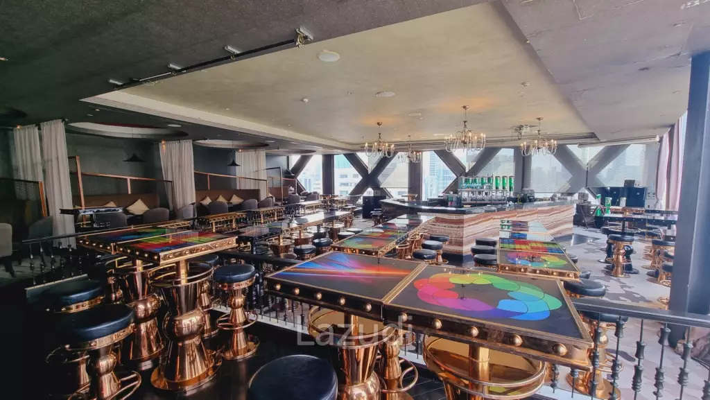 Turnkey Rooftop Restaurant and Bar Beside EmQuartier in Global 4-star Hotel - Fully Equipped, Prime Sukhumvit Location