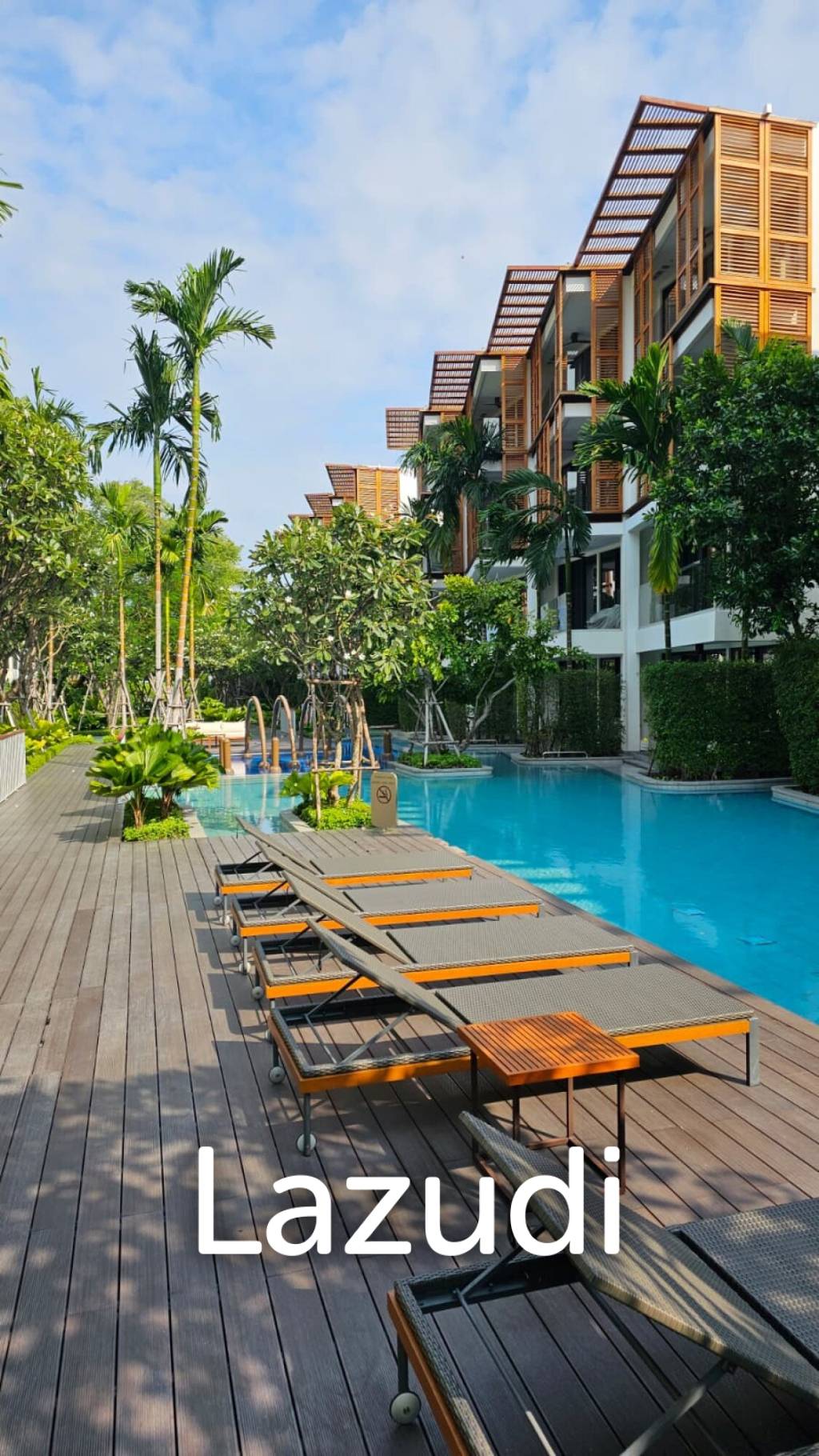 Beach front condo: Intercontinental Residence: 1 Bedroom Garden view