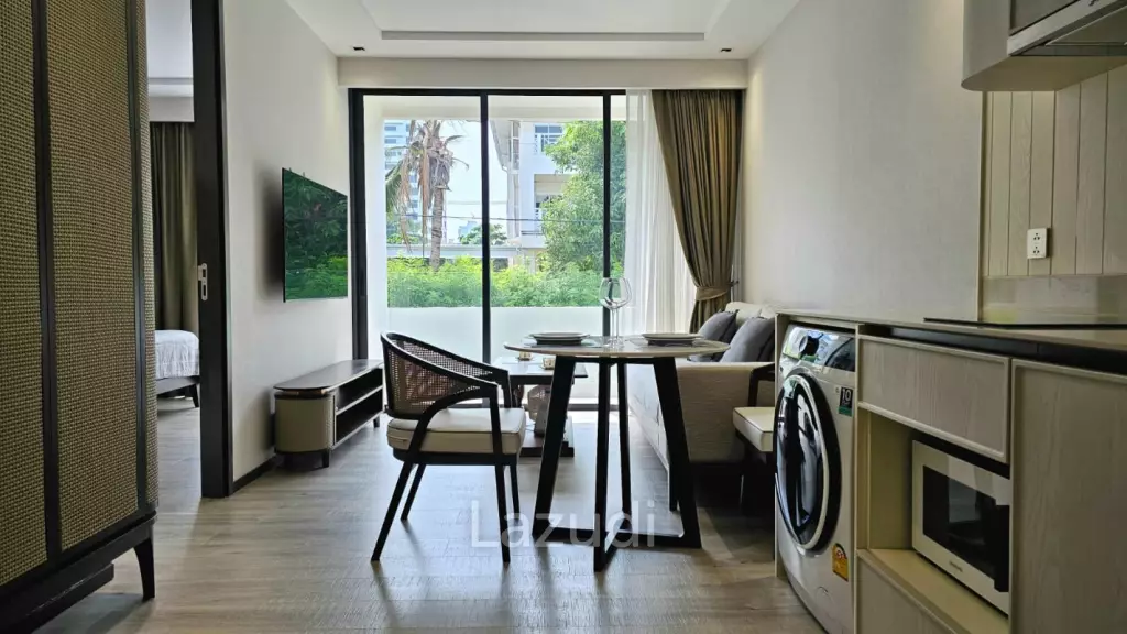 Beach front condo: Intercontinental Residence: 1 Bedroom Garden view
