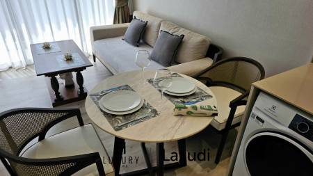 Beach front condo: Intercontinental Residence: 1 Bedroom Garden view