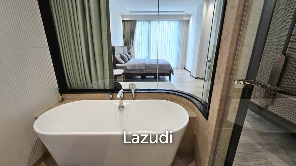 Beach front condo: Intercontinental Residence: 1 Bedroom Garden view
