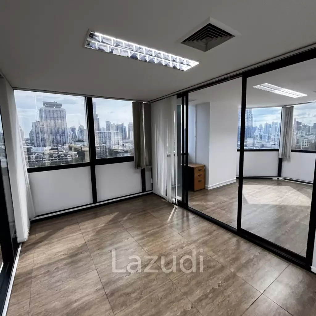 Modern Furnished Office Space in Khlong Tan Nuea Bangkok
