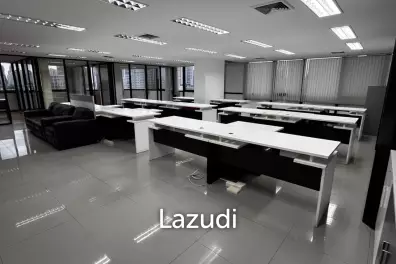 Modern Furnished Office Space in Khlong Tan Nuea Bangkok