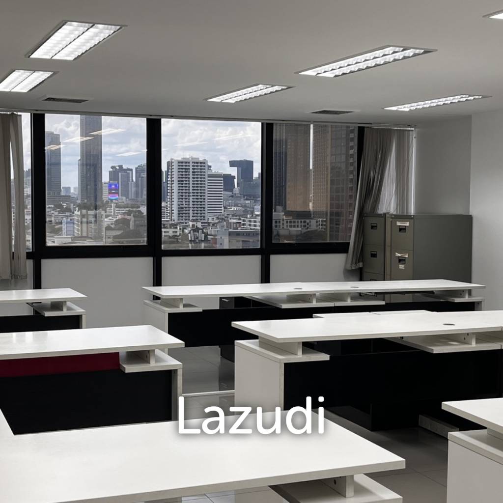 Modern Furnished Office Space in Khlong Tan Nuea Bangkok