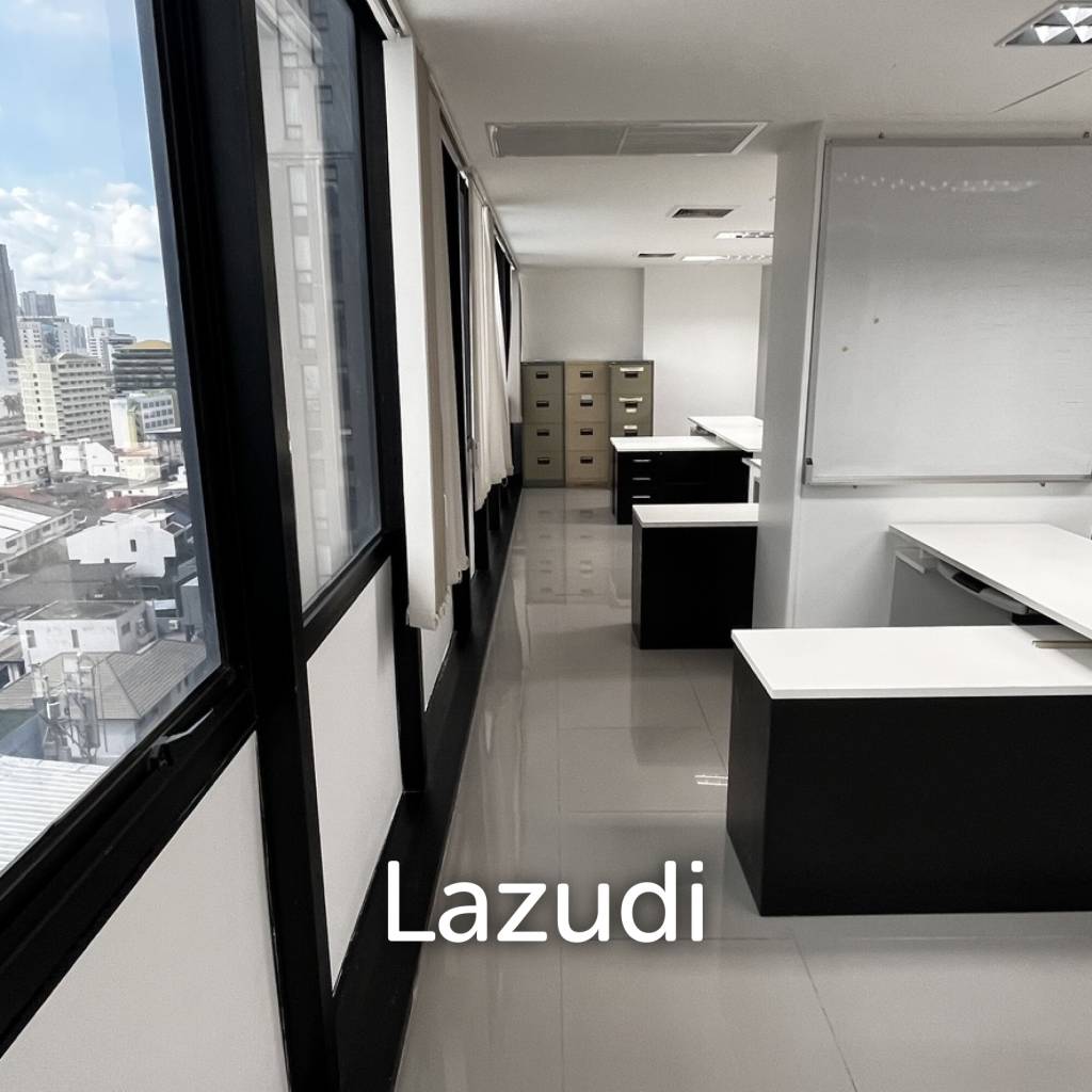 Modern Furnished Office Space in Khlong Tan Nuea Bangkok