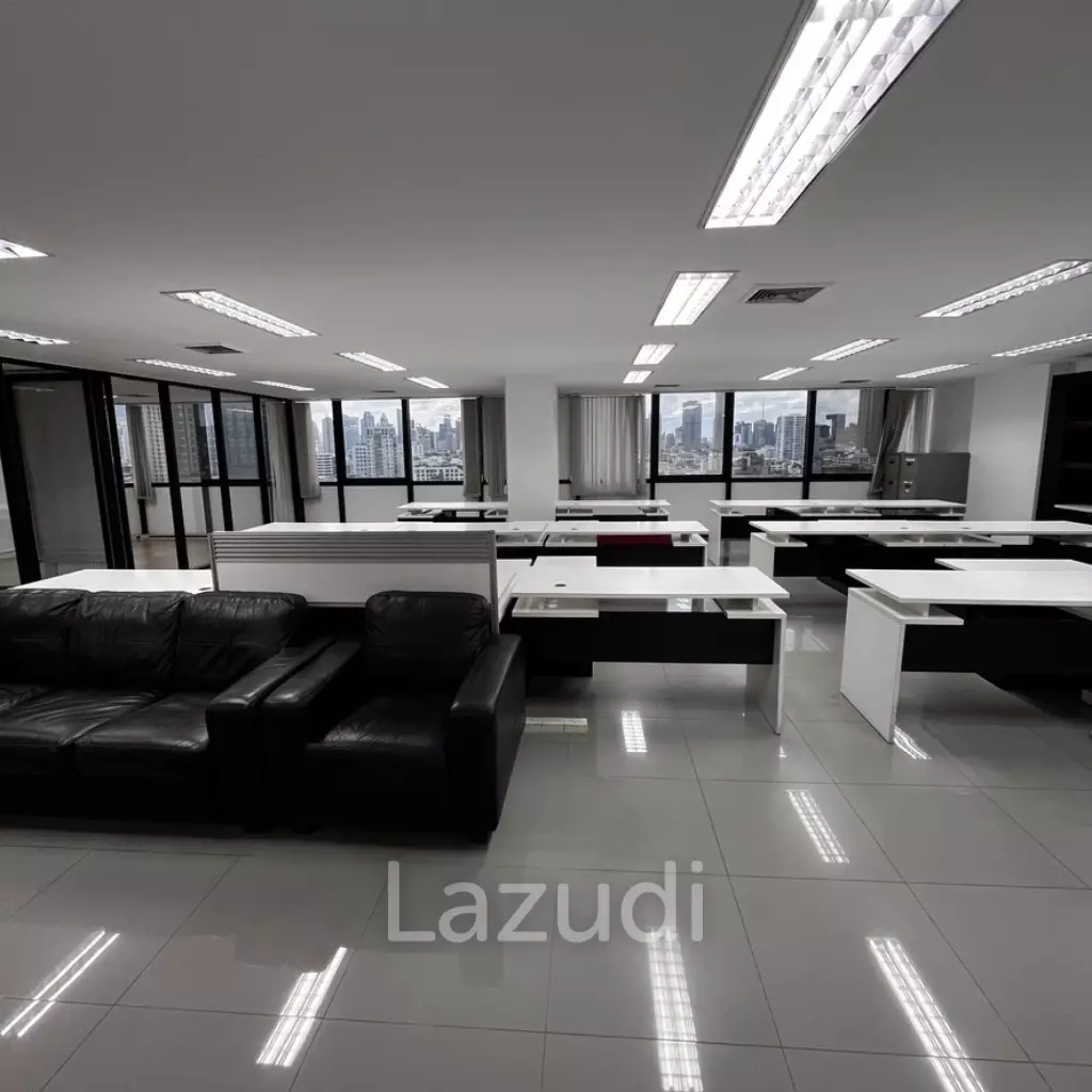 Modern Furnished Office Space in Khlong Tan Nuea Bangkok