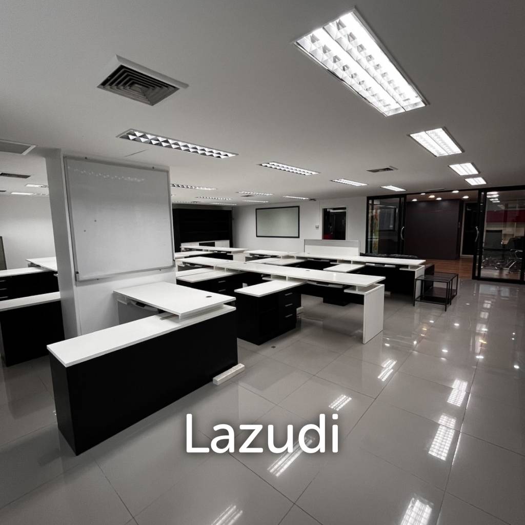 Modern Furnished Office Space in Khlong Tan Nuea Bangkok