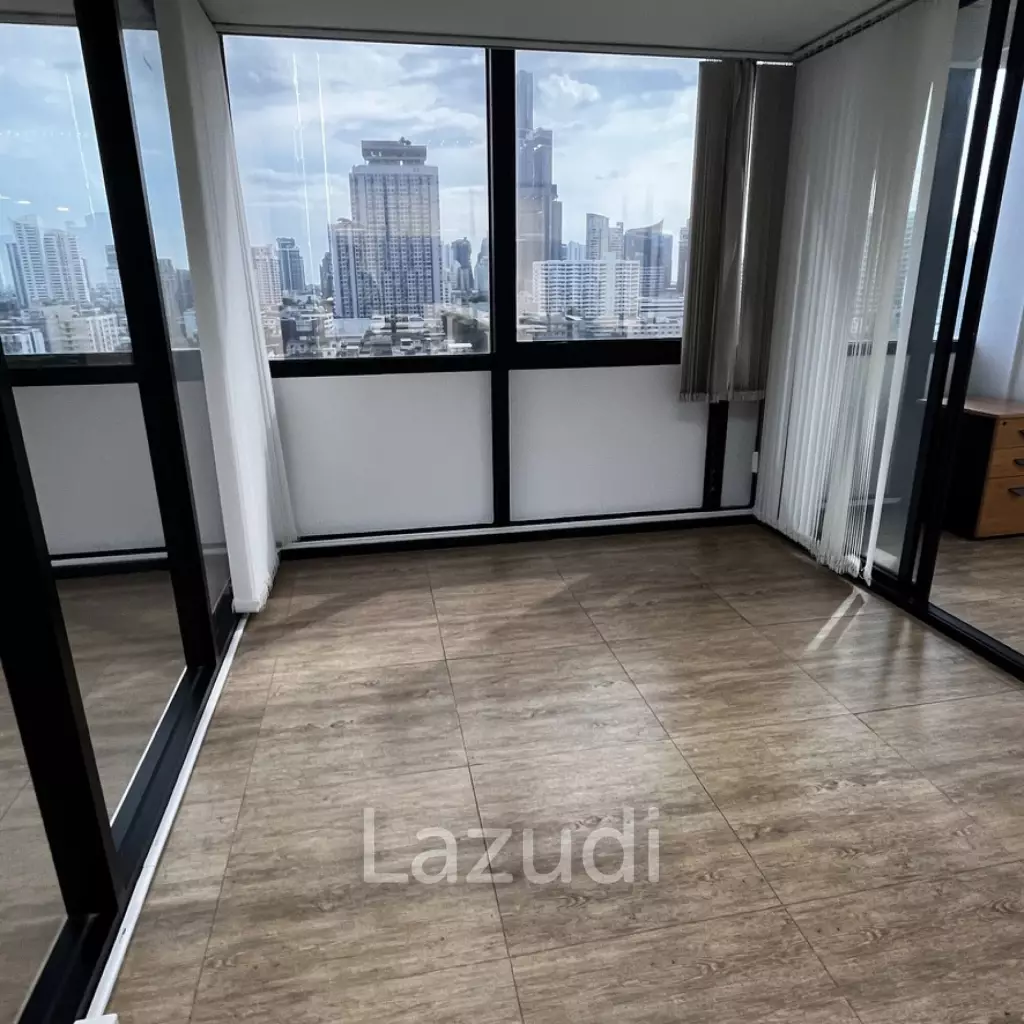 Modern Furnished Office Space in Khlong Tan Nuea Bangkok
