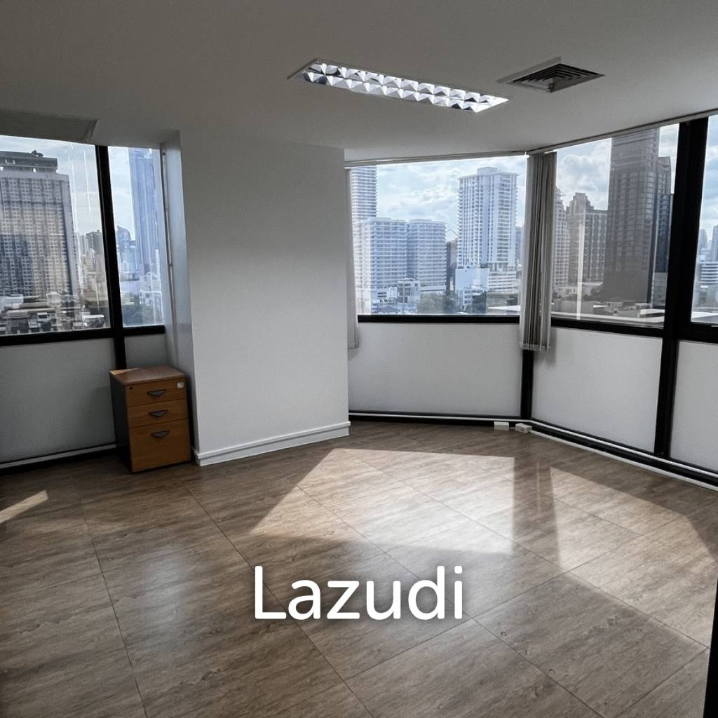 Modern Furnished Office Space in Khlong Tan Nuea Bangkok