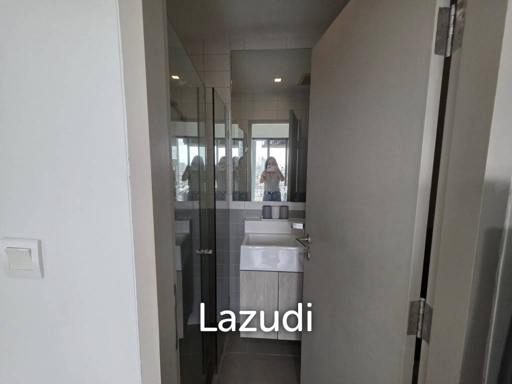 Studio 1 Bathroom 21 SQ.M Ideo Mobi Sathorn