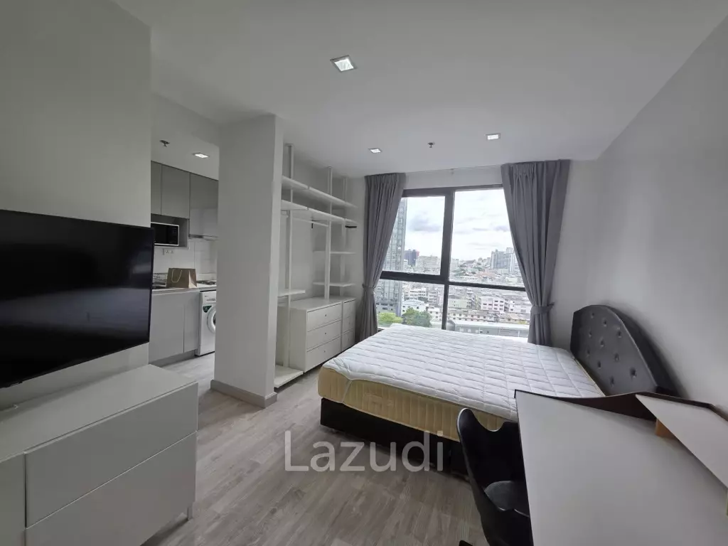 Studio 1 Bathroom 21 SQ.M Ideo Mobi Sathorn