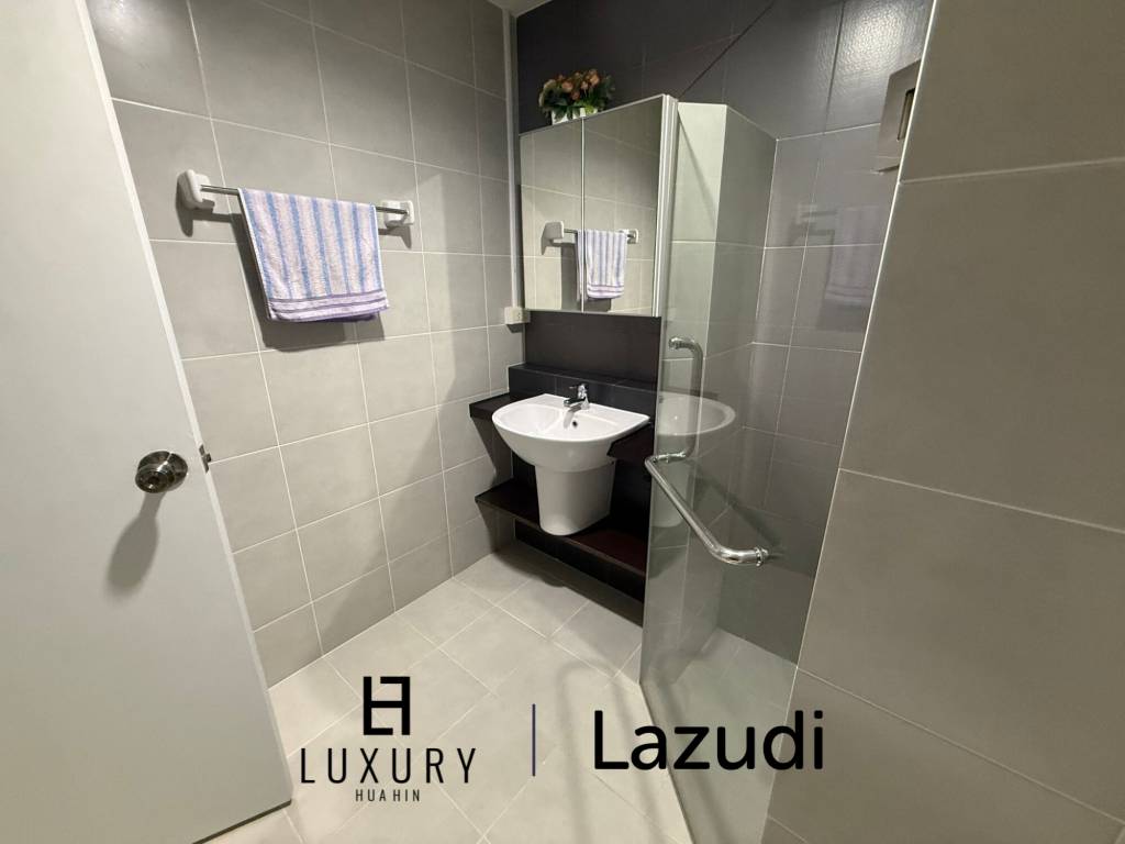 The 9 Khao Tao: Charming 3-Bedroom Townhouse, Hua Hin